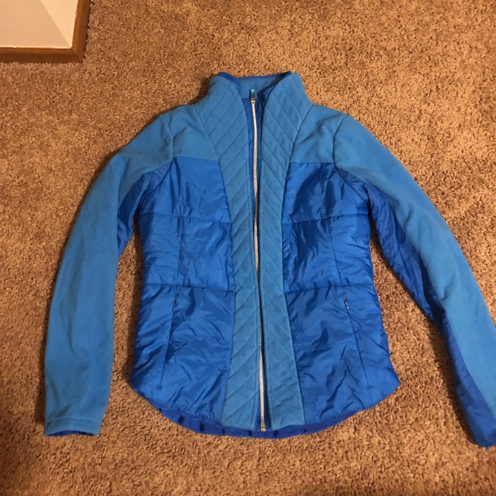 LULULEMON JACKET fits size 4-10